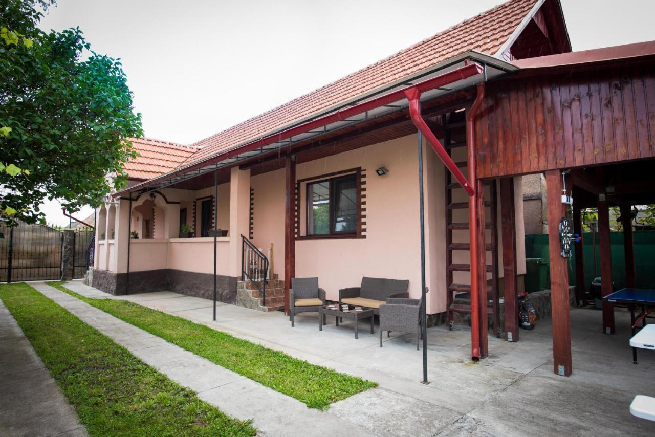Erika'S Holiday Cottage Peris Exterior photo